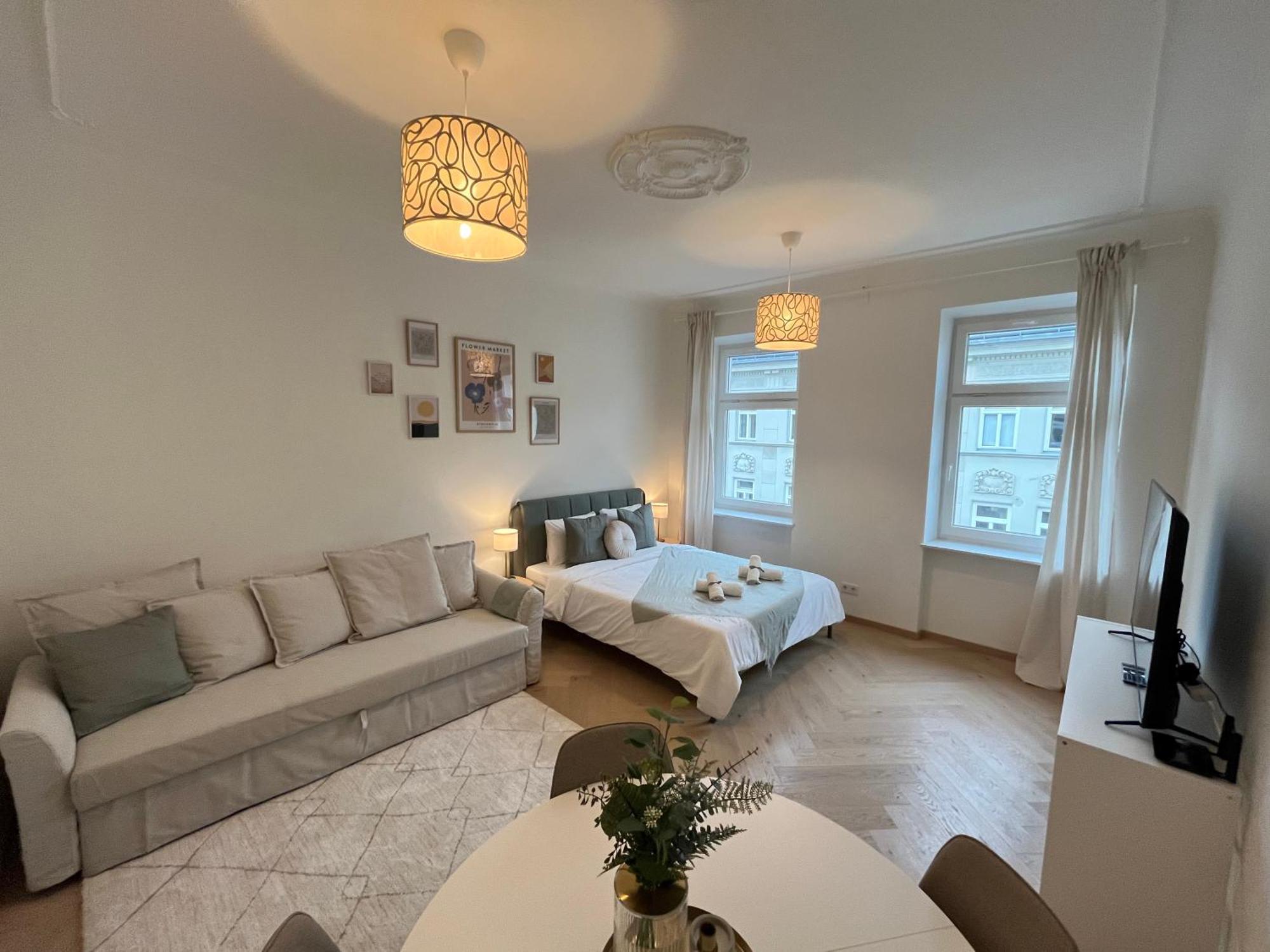 Luxurious One Room Apartment Near Schoenbrunn Palace 비엔나 외부 사진